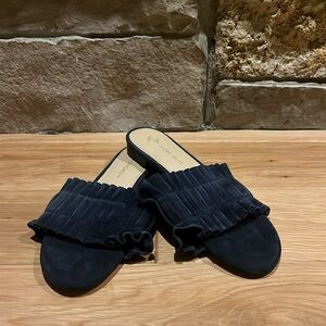 Antonio Melani  Midnight Blue Ruffled Slide Sandals Size 8M